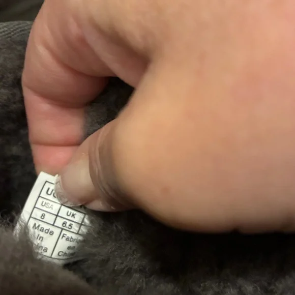 Ugg grey boots size 8 - Picture 2 of 5